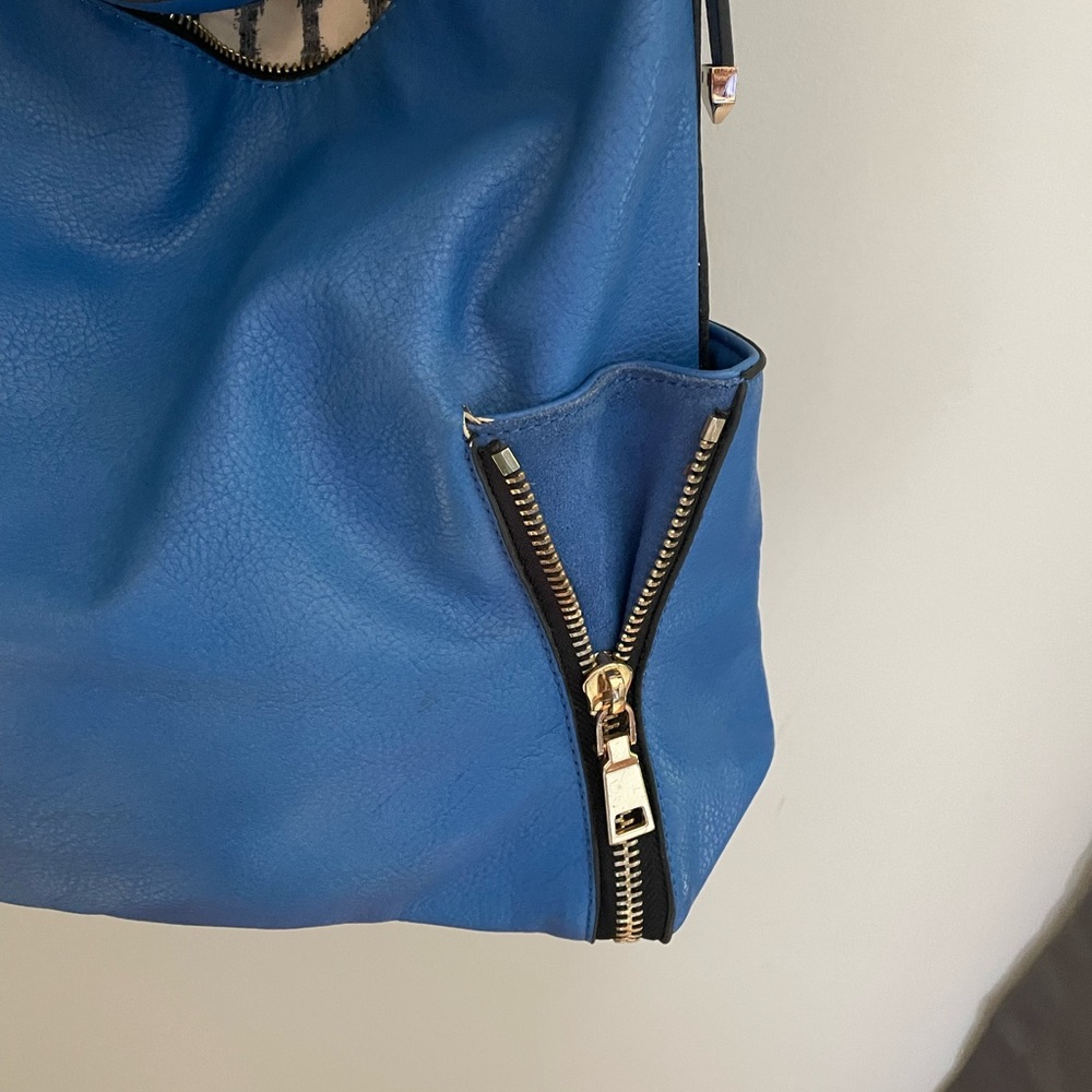 Moda Luxe Purse - Picture 2 of 7